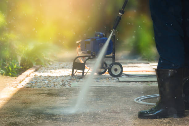 Best Pool Deck Cleaning  in Heber Springs, AR